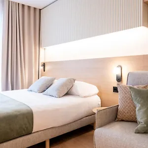 Apart-hotel Atenea Calabria, Barcelona