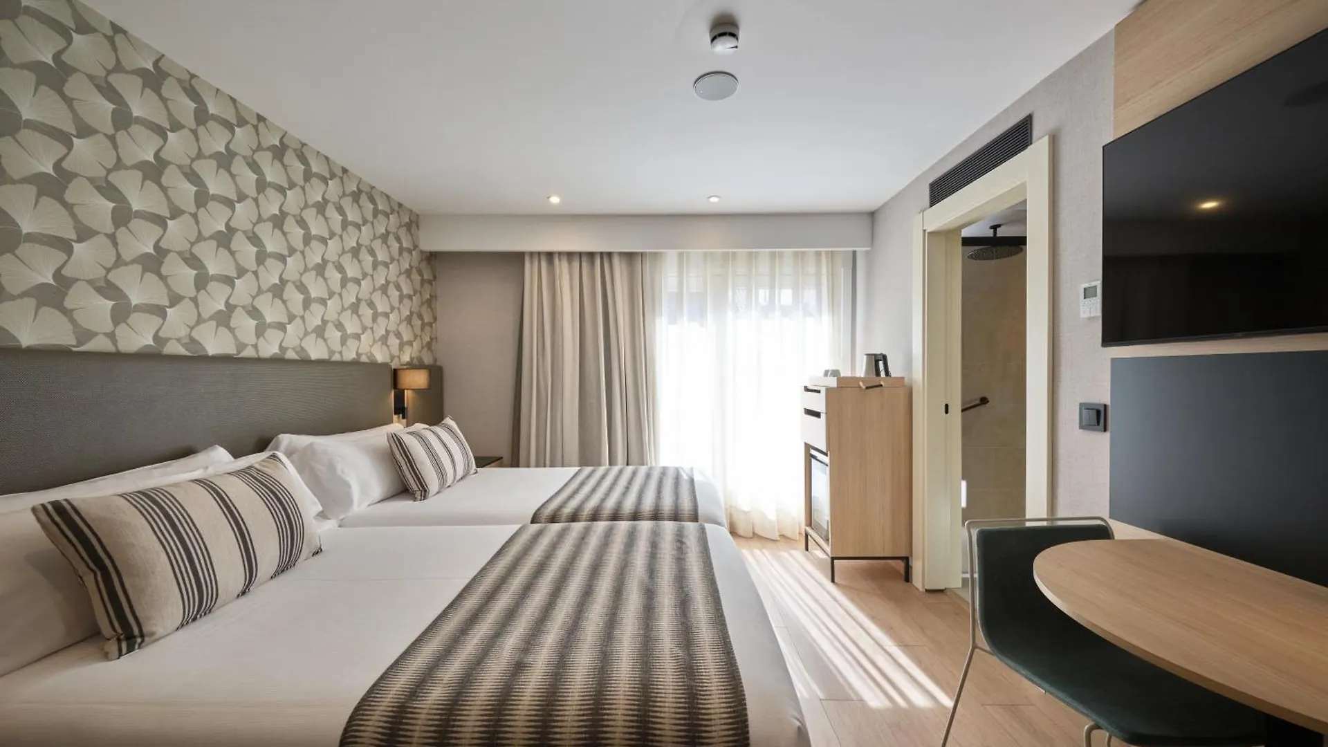 Catalonia Park Gueell Hotel Barcelona 3*,