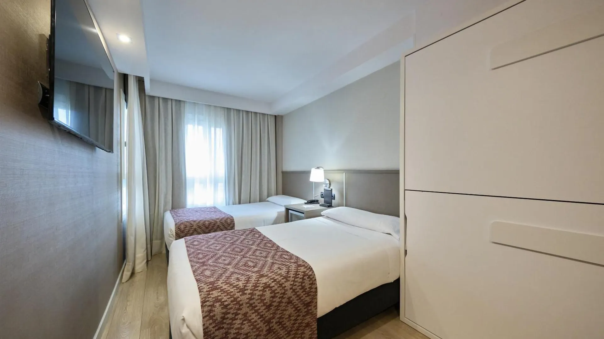 Catalonia Park Gueell Hotel Barcelona