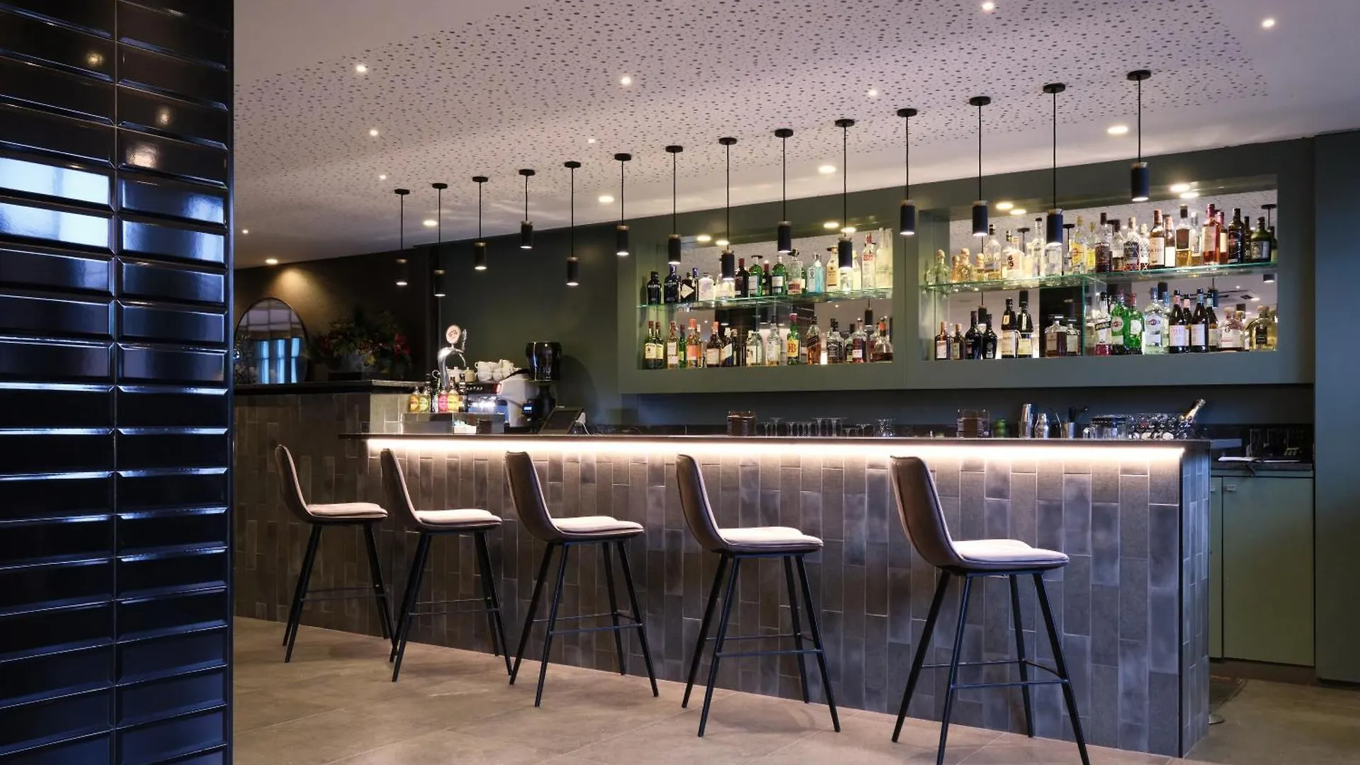 Catalonia Park Gueell Hotel Barcelona 3*,